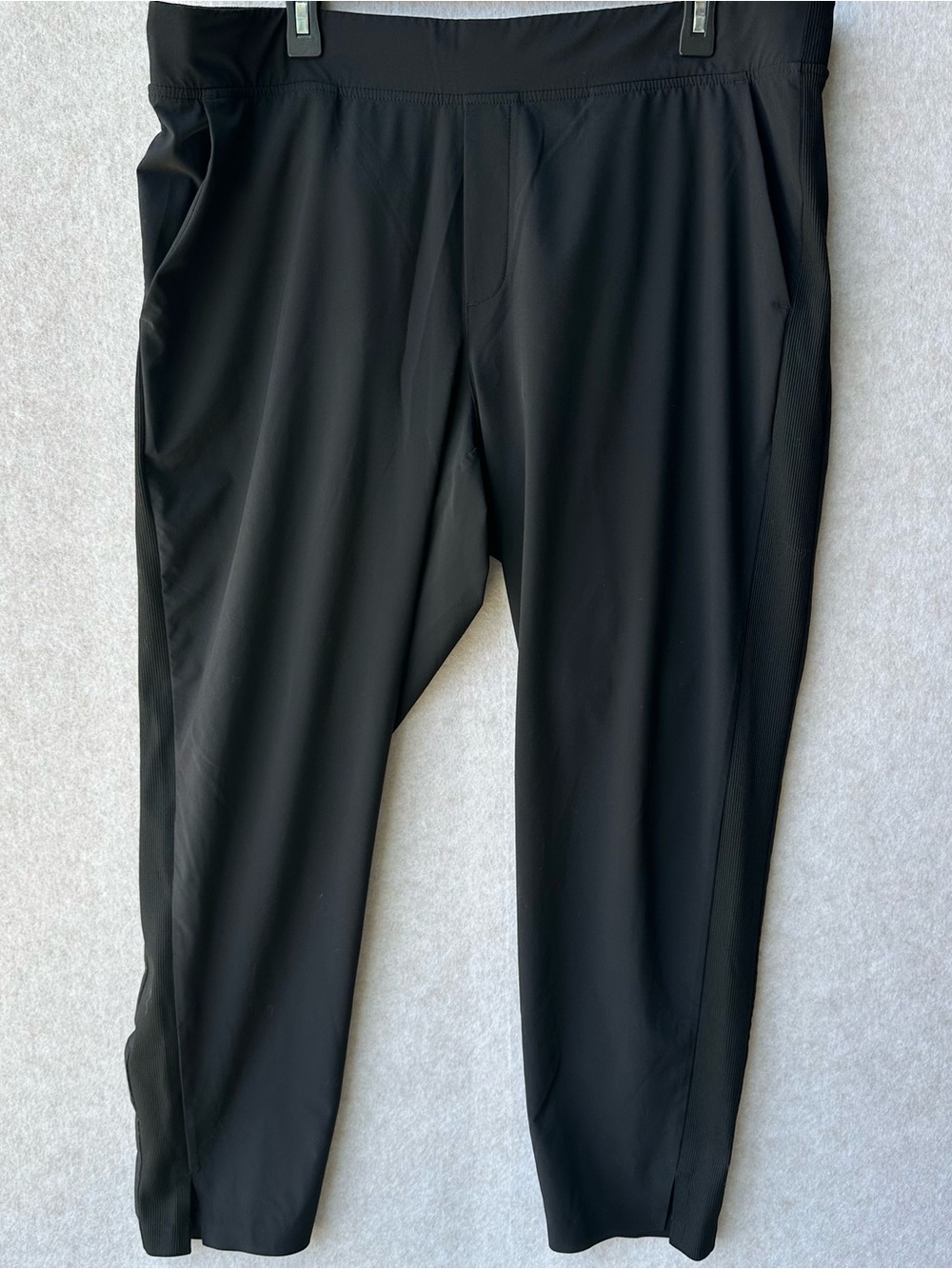 Athleta Men's Black Athletic Dress Pants